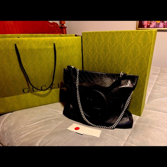 Large black Gucci handbag out of box 3 times. - Picture 1 of 4